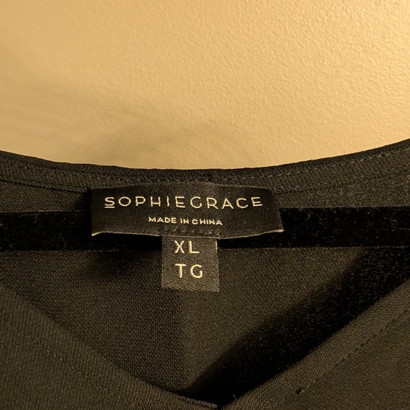 Sophiegrace Michelle Sleeveless Shell/Tank - Picture 4 of 5